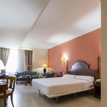 Hotel Crisol Jardines De 4*