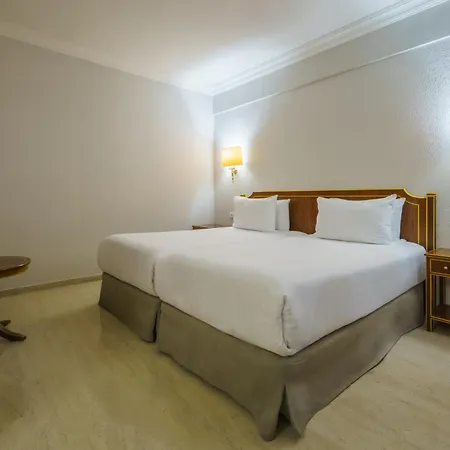 Crisol Jardines De Hotel 4*