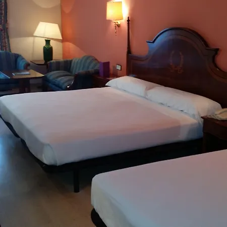 Crisol Jardines De Szálloda