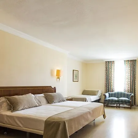 Hotel Crisol Jardines De 4*