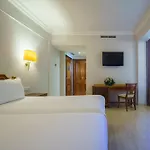 Hotel Crisol Jardines De