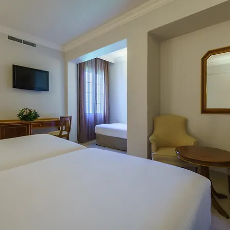 Hotel Crisol Jardines De 4*