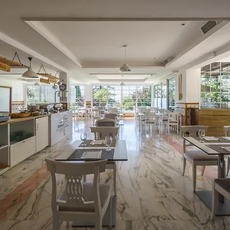 Crisol Jardines De 4*