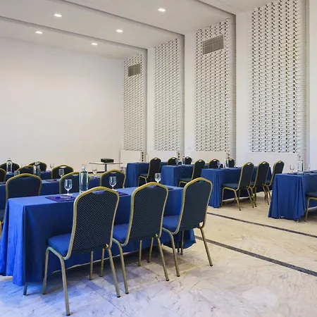 Crisol Jardines De 4* קורדובה