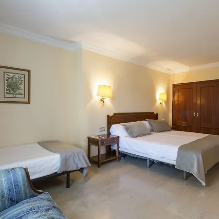 Hotell Crisol Jardines De