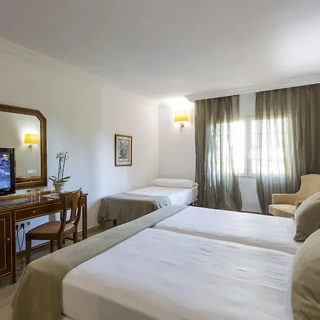 Crisol Jardines De Hotel 4*