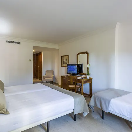 Hotel Crisol Jardines De