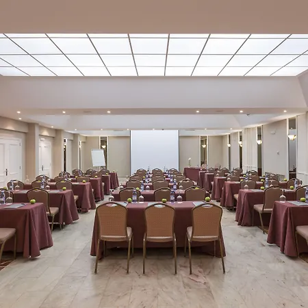 Отель Crisol Jardines De 4*