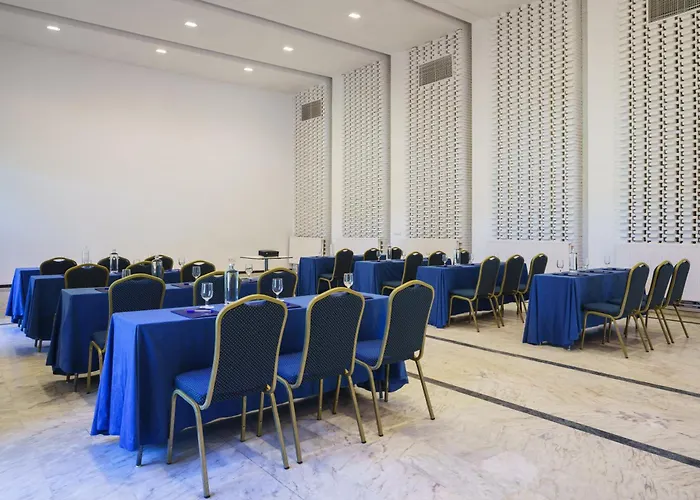 Crisol Jardines De 4* Кордова