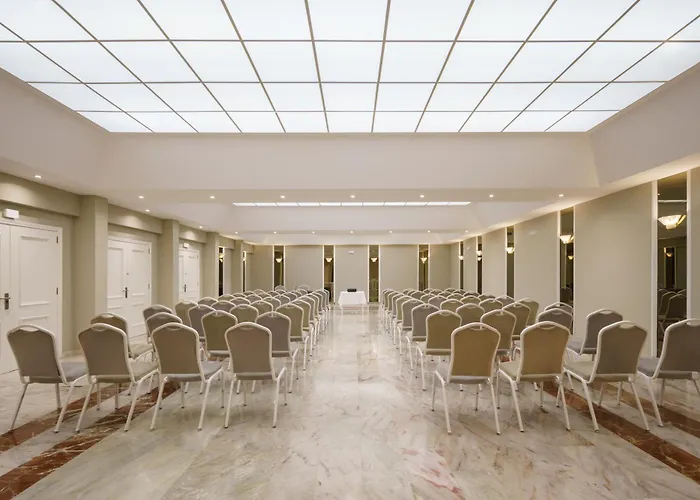 Отель Crisol Jardines De 4*