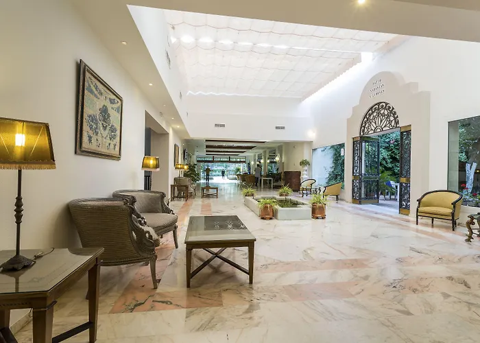 Отель Crisol Jardines De