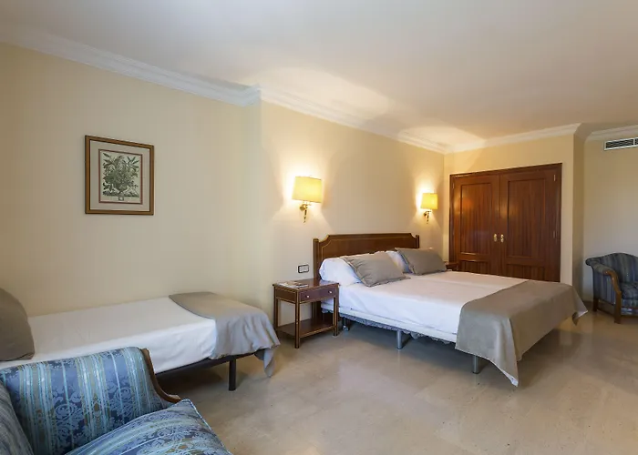 מלון Crisol Jardines De