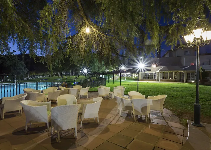 Отель Crisol Jardines De