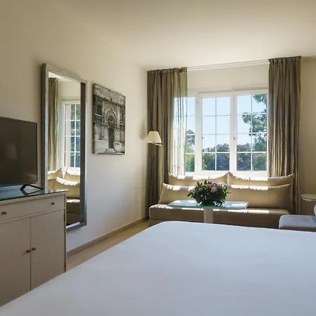 Crisol Jardines De Hotel 4*