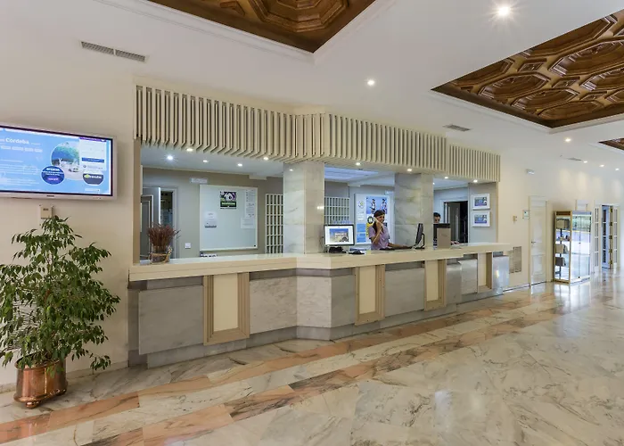 Crisol Jardines De 科爾多瓦